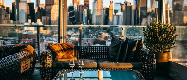 The Press Lounge: Soaking in the Sights and Sounds of Manhattan